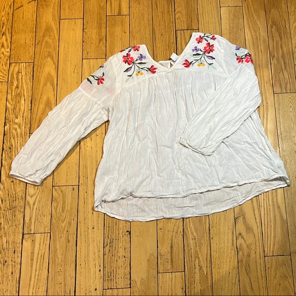 Old Navy White Long Sleeve Embellished Blouse - Picture 1 of 5
